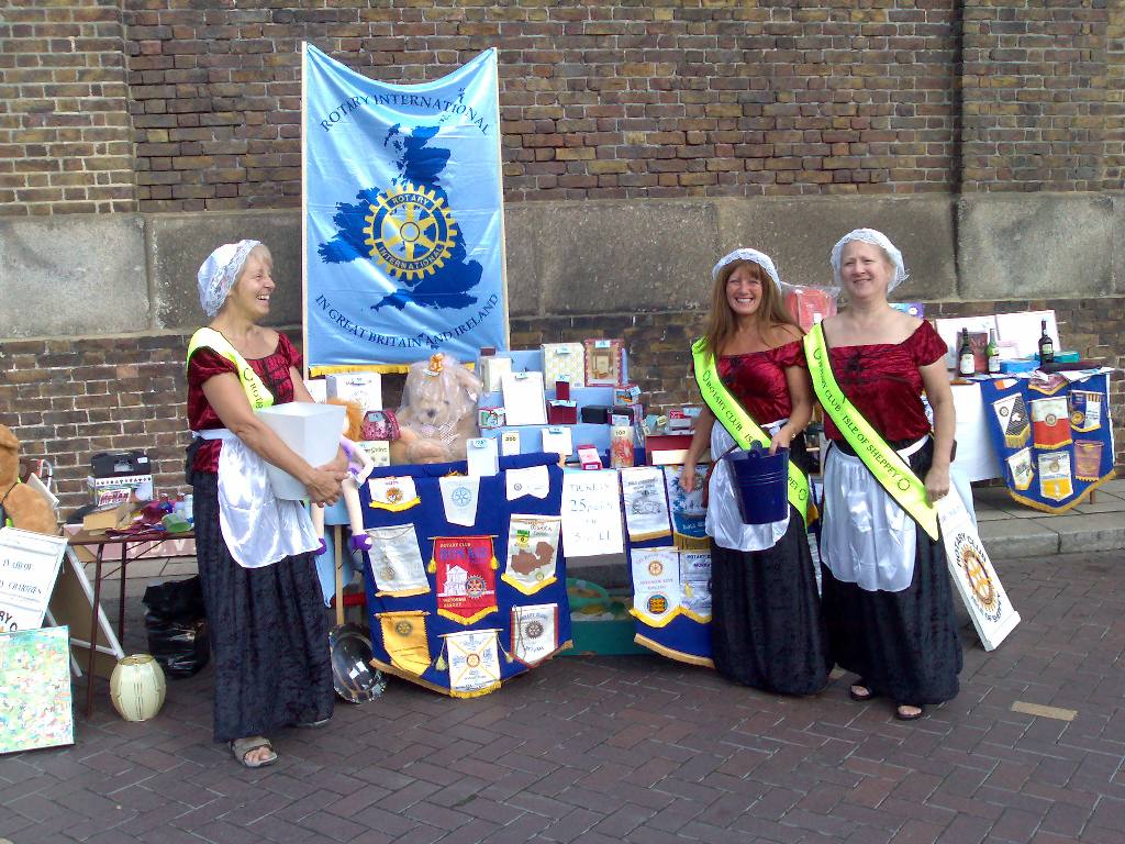Rotarians Margo Bronger, Louise Henderson & Linda Potter