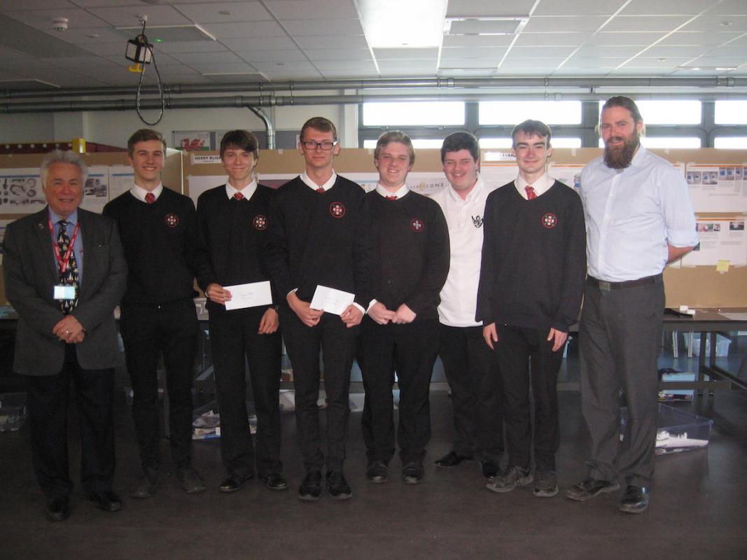 Rtn Gareth Rees, the competitors and Alec Stephens from the school