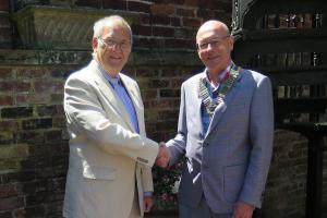President David  hands over the reins of office to Ian Glenister our President for the Year 2018-19