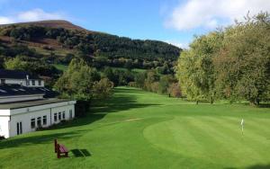 Everest Cup Golf match with Crickhowell Rotary Club