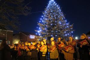 Tree of Light 2019 Switch On by Oswestry's Mayor and Carols with The Marches Choir