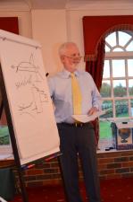 Speaker Dave Shaw explains the principles of aerodynamics
