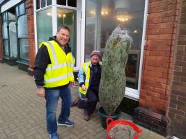 Rotary helps Port Erin Prepare for Christmas 2018