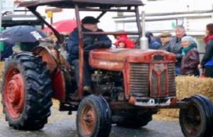 The Vintage tractors come rolling through