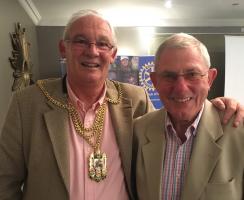 Provost of Fife Jim Leishman is welcomed to the club by Past President Ian Grieve