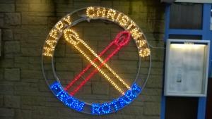 Rotary Club of Rushen & Western Mann Erects New Christmas Lights in Port Erin 