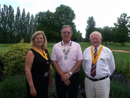 President Peter Amos (centre) with vice-presidents Debra Pitt and Cliff Richardson