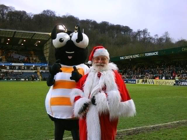 Santa and the Wasp