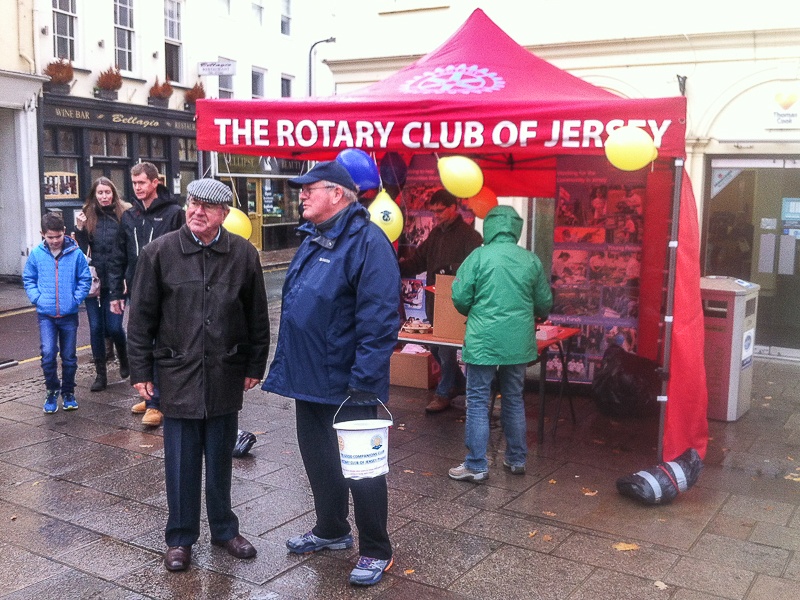 Jerry and David wonder where all the shoppers have gone?