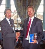 Preisent Michael Lang welcoming new member Duncan Hannay-Robertson