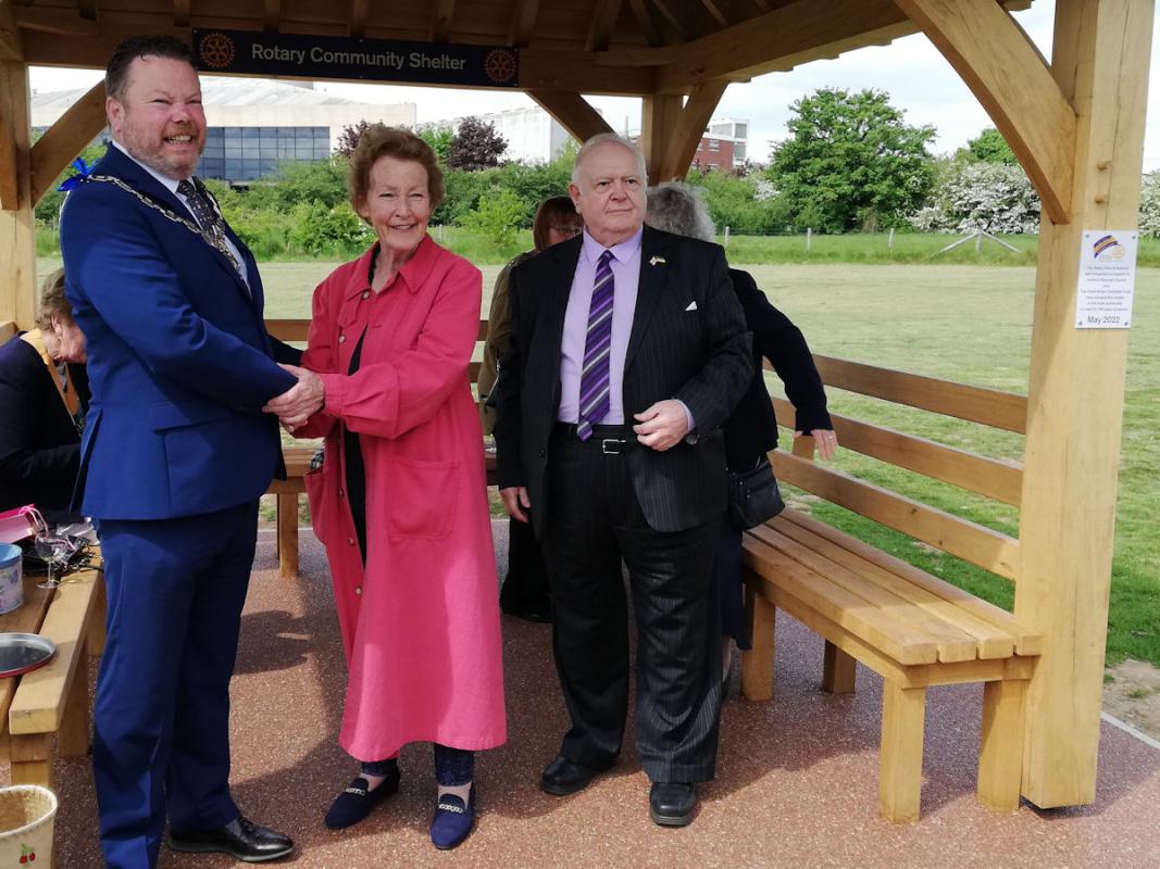 Centenary Shelter Opened - The Mayor of Ashford, Cllr Callum Knowles, Ashford Rotary President, Amanda Cottrell and Leader of the Council, Cllr. Gerry Clarkson open the shelter