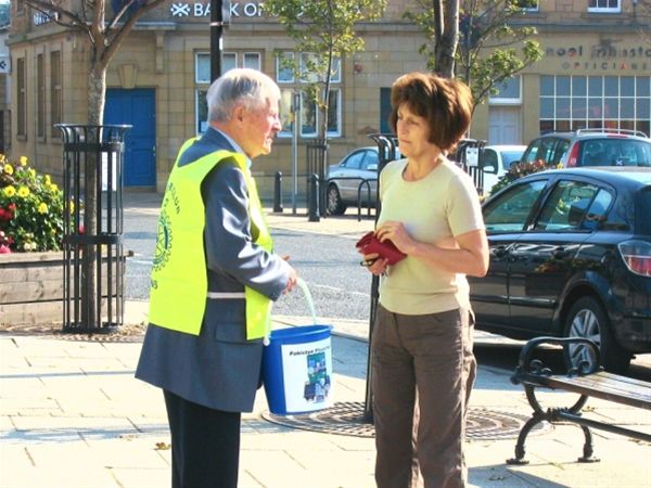 Rotarian Collector at work