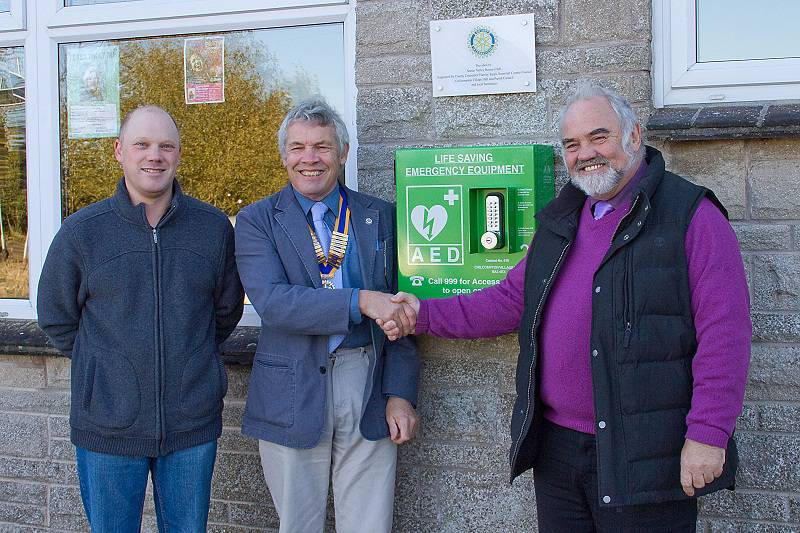 Defribrillator installed at Chilcompton Village Hall October 2012 - Peter Tatar Chair Chilcompton Village Hall, Club President Norman Tooze and County Councillor Harvey Siggs.
