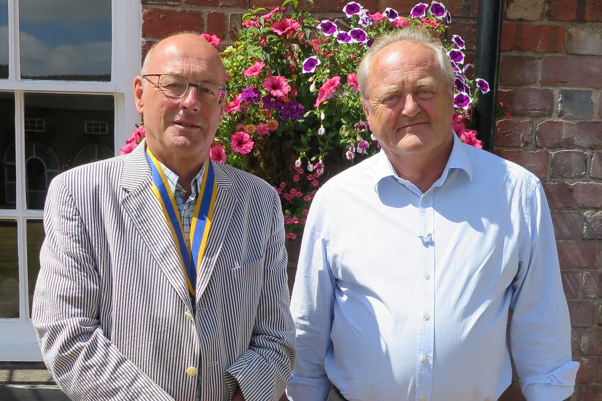 President Ian Glenister with George Rook (R)