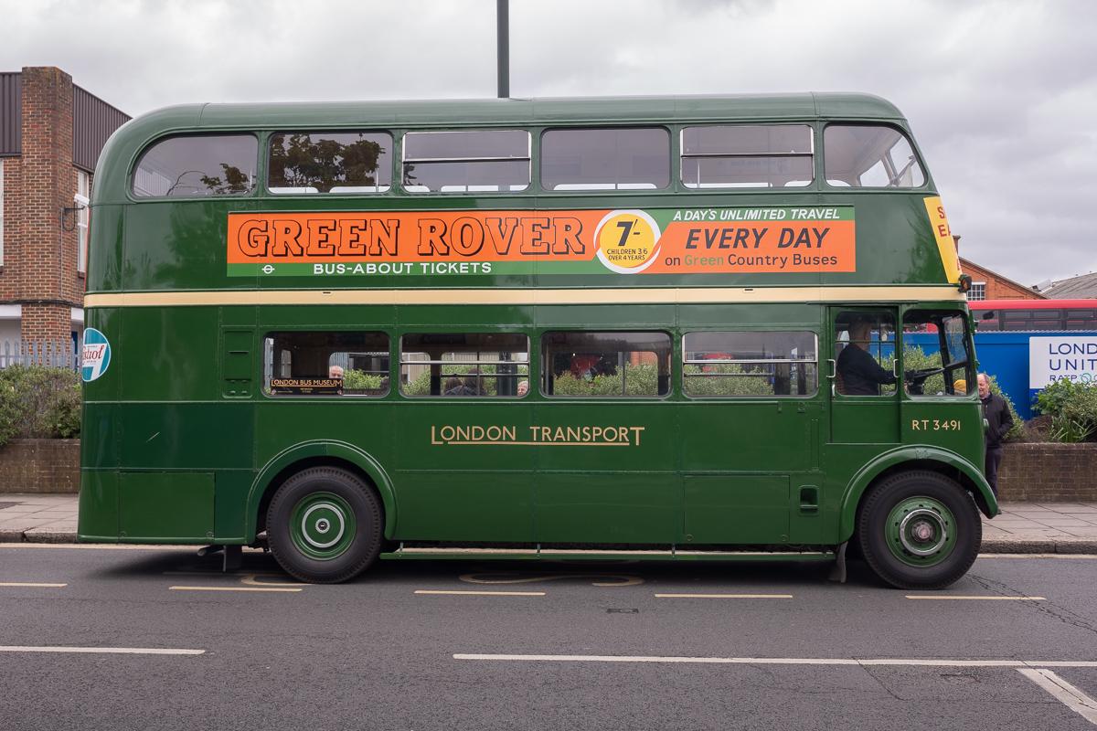 Simon's Bus