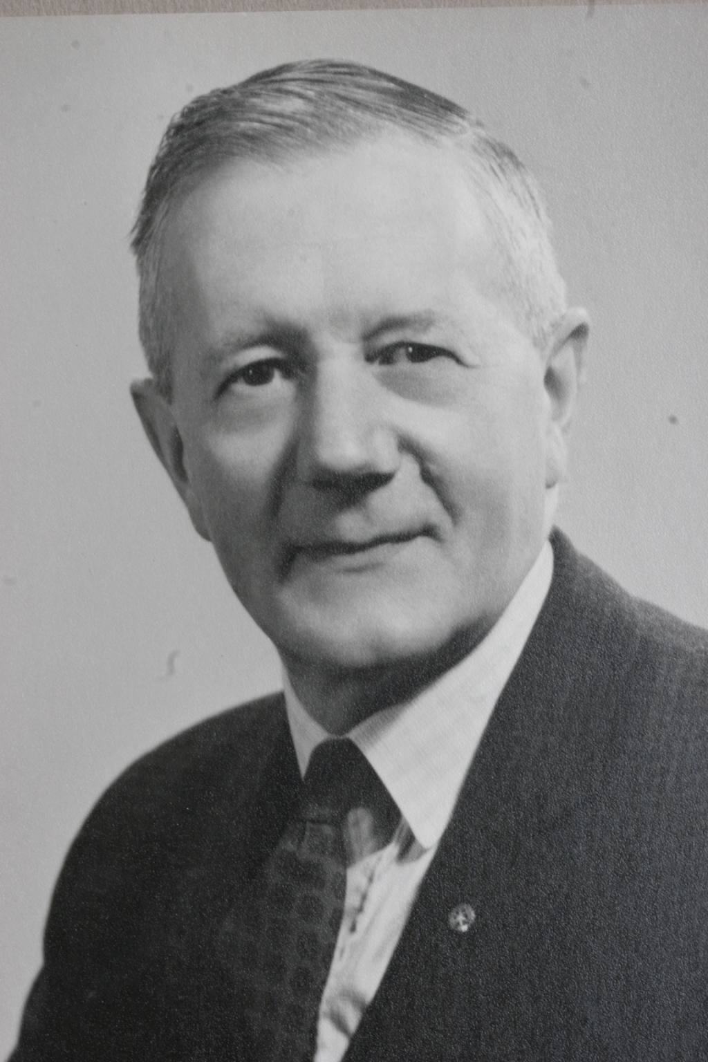 Past Presidents 1960-1969 (click here) - Bryan R. Bentall 1960/1