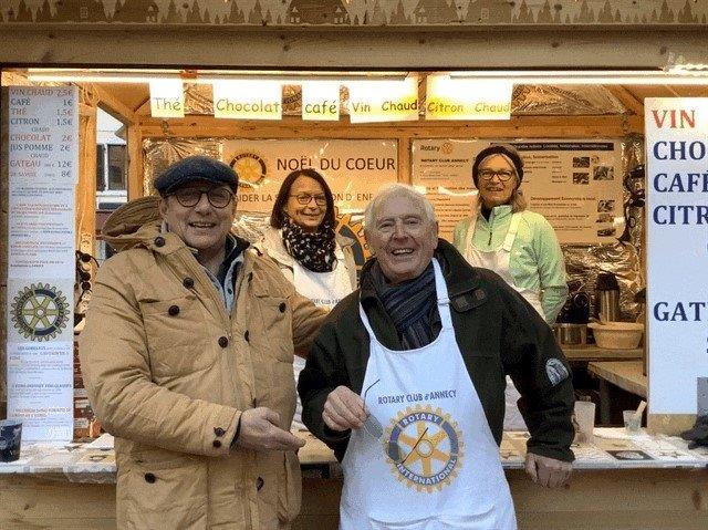 Bill meets up with Rotary Club d'Annecy - Bill at the Lake Annecy Rotary Christmas stall