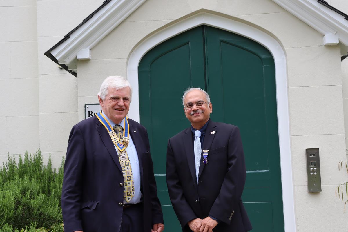 Rangesh Nallan hands Presidential Regalia to new President Simon Flint