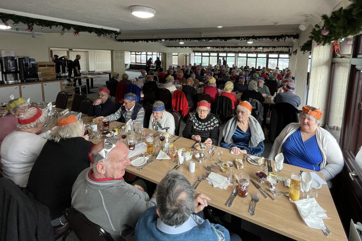 Guests enjoying their lunches