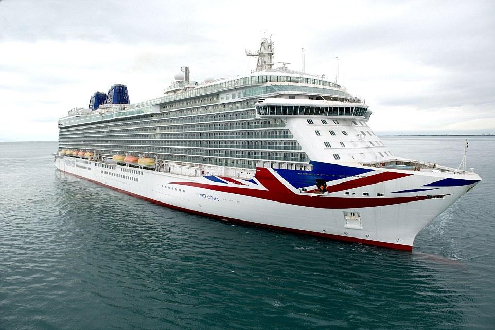TWO CLUB VISITS TO P&O BRITANNIA ON 4 AND 30 SEPEMBER. - Cunard Stock Picture. At Sea.