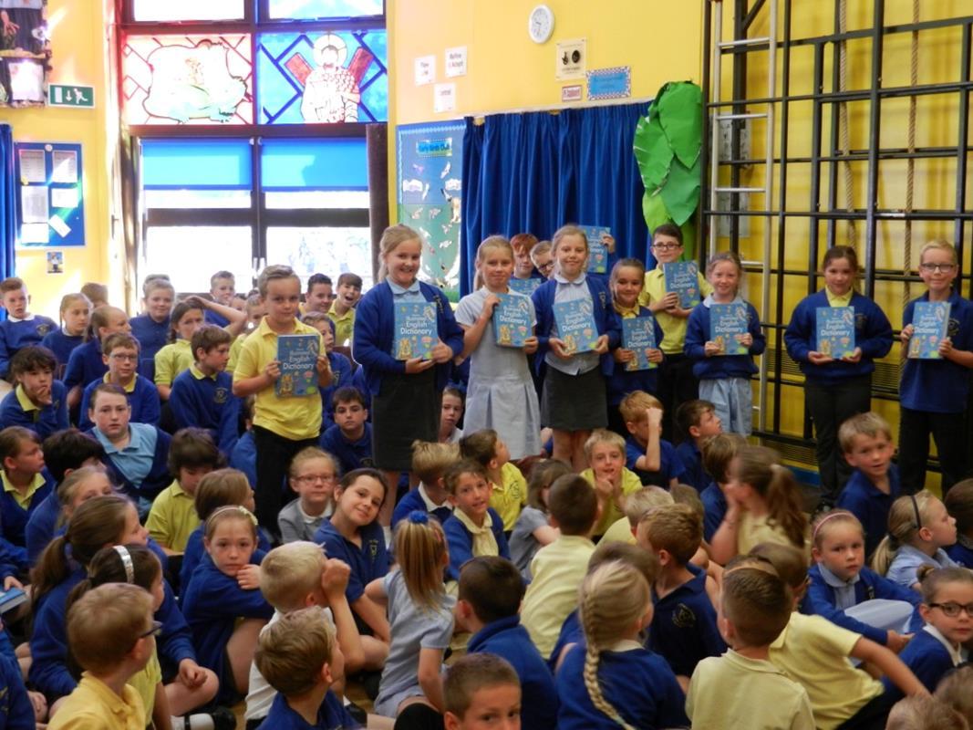 Dictionaries 4 Life 2019 - Anthony Curton Primary with their dictionaries