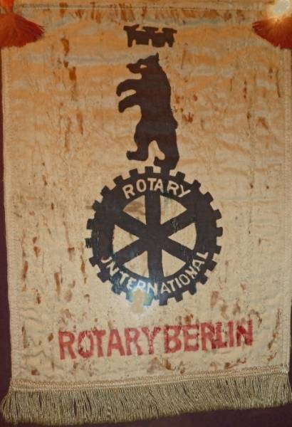Ryde Rotary Clubs 1937 Berlin Banner
