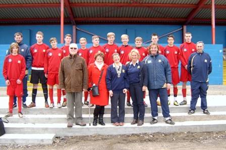 Brandon United U18 team with Glyn, Marjorie, Alex, Anna and BJ.