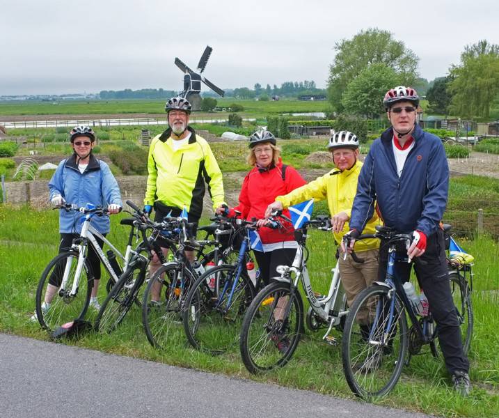 Cyclists from the club in Holland on their way to The Hague