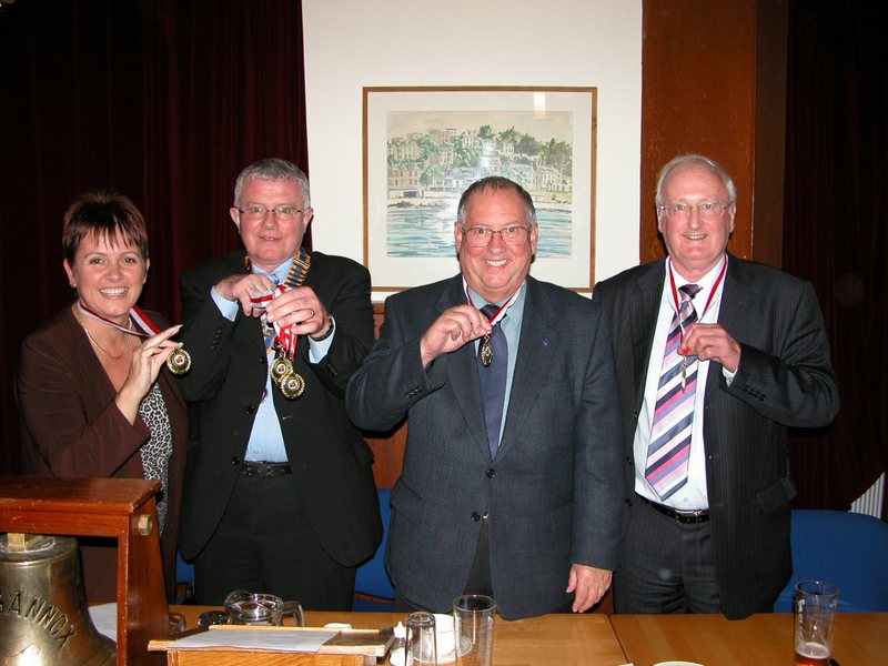  The Wiining Trio Jane Cox, Donald Ritchie & Hugh McClure with President Norman Pettigrew