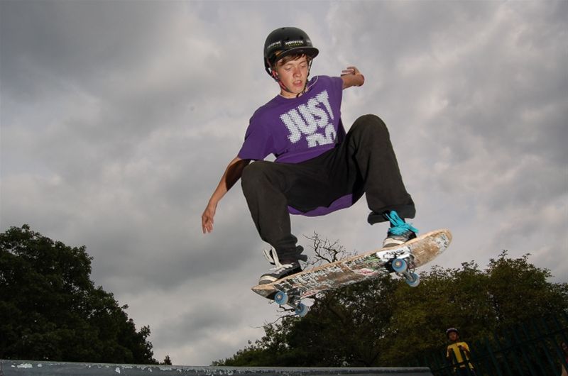 Supporting Young People - Skateboard & BMX Park Ruislip - Taking to the Air!

Picture by Steve Wilcox www.steve-wilcox.co.uk.