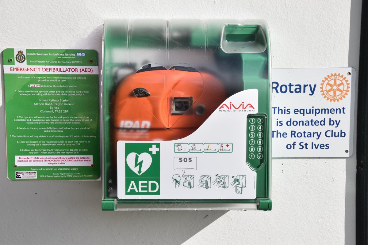 ROTARY CLUB OF ST IVES FUNDED DEFIBRILLATOR DEPLOYED TO SAVE LIFE OF 8 YEAR OLD GIRL - 