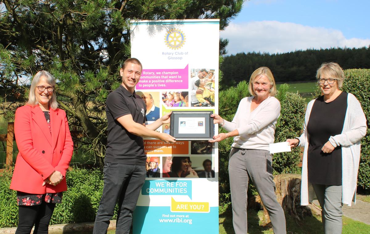 Karen Rigg(Rotary), Jacob Meaton(DOSportUK), Jill Bedford(Tom’s mother), Gill Redfern(Vice-President, Rotary)