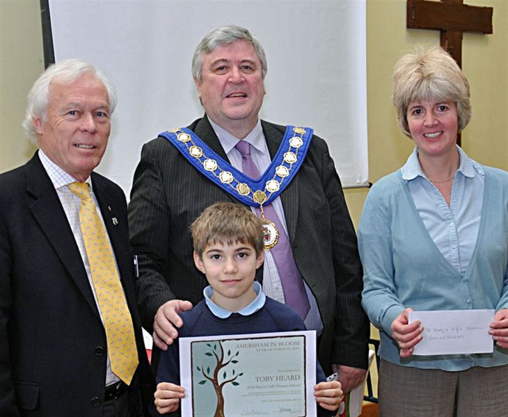 2-7 February 2011 - Town Council Signature Flower Bed Design Competition awards presented - 
