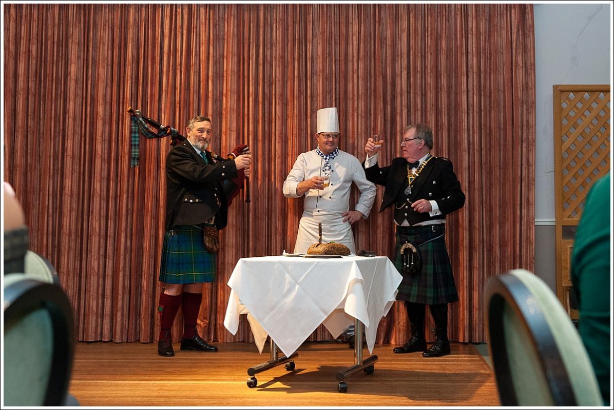 Addressing the haggis