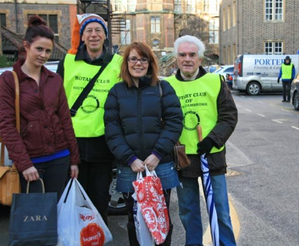 Dec 2011 Christmas Car Parking in Cambridge City Centre - Rotarians and friends with successful shoppers