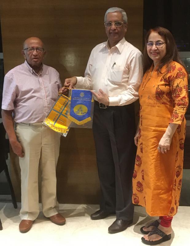 Banner exchange with Kishor Velangi and Bill Robson - 
