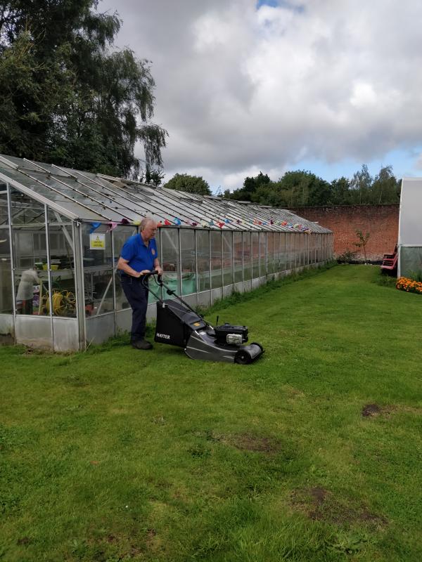 Sat, 19 Aug 2023 - OLD MOAT GRASS CUTTING - 