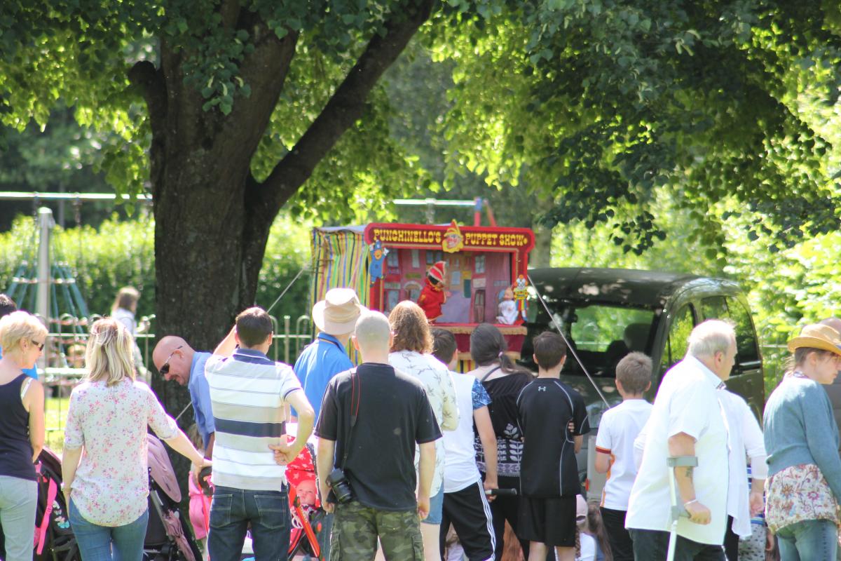 Crowds watching Mr BimBamBoozle at the Gala