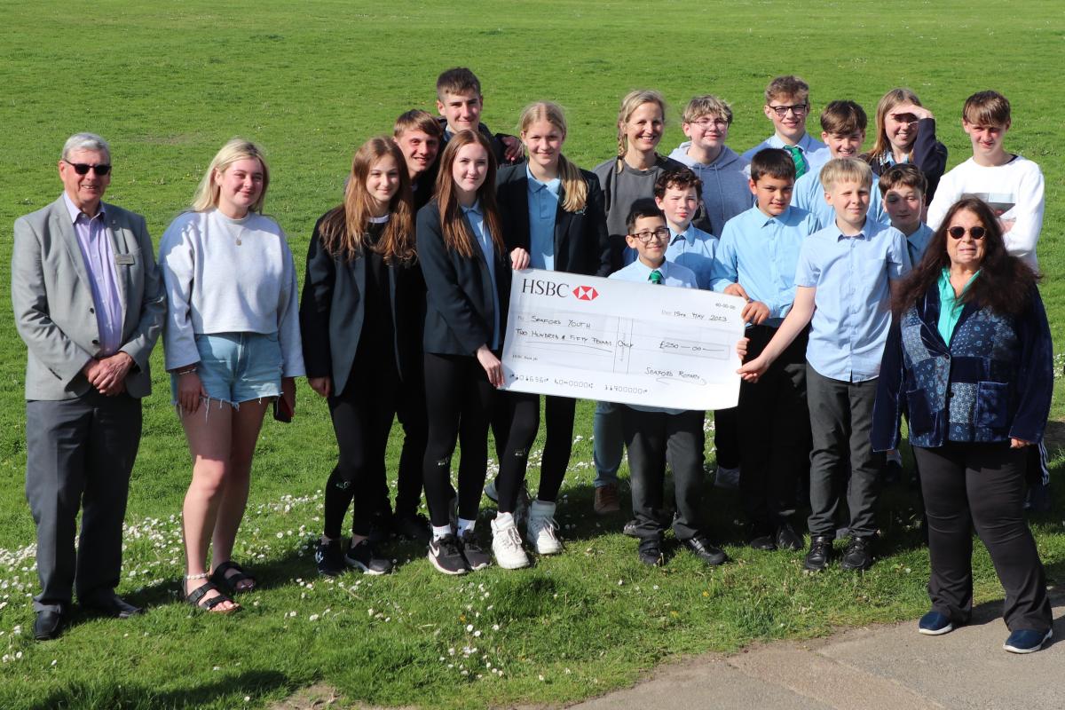 Members of Seaford Youth with from left:  Paul Vaesen, Youth Workers Jessica Batchelor and Christina Baldwin (centre with grey top) and Vice President Mandy Davis (front right)
