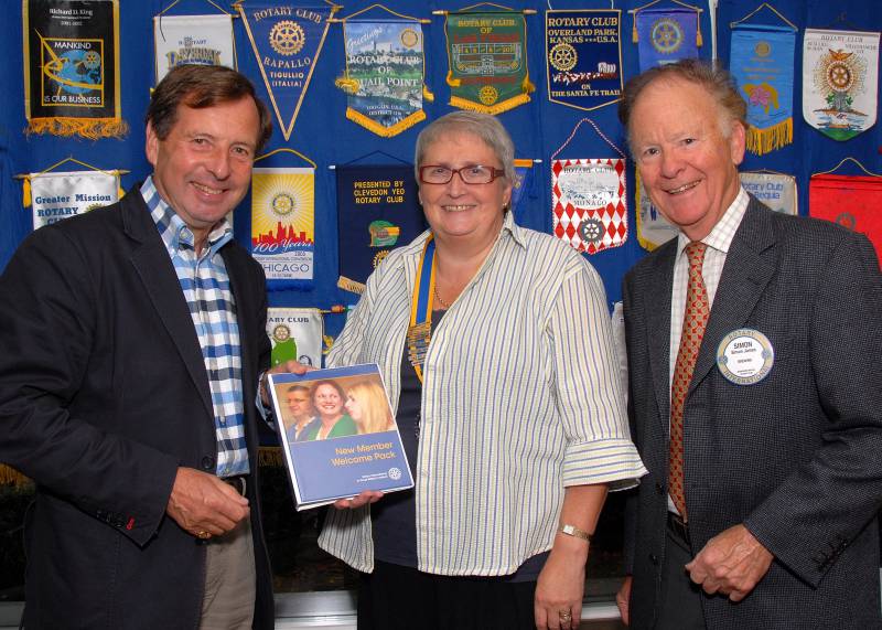 President Christine Bailie inducts new member Nick Thompson watched by member Simon James who introduced and proposed Nick for membership. 