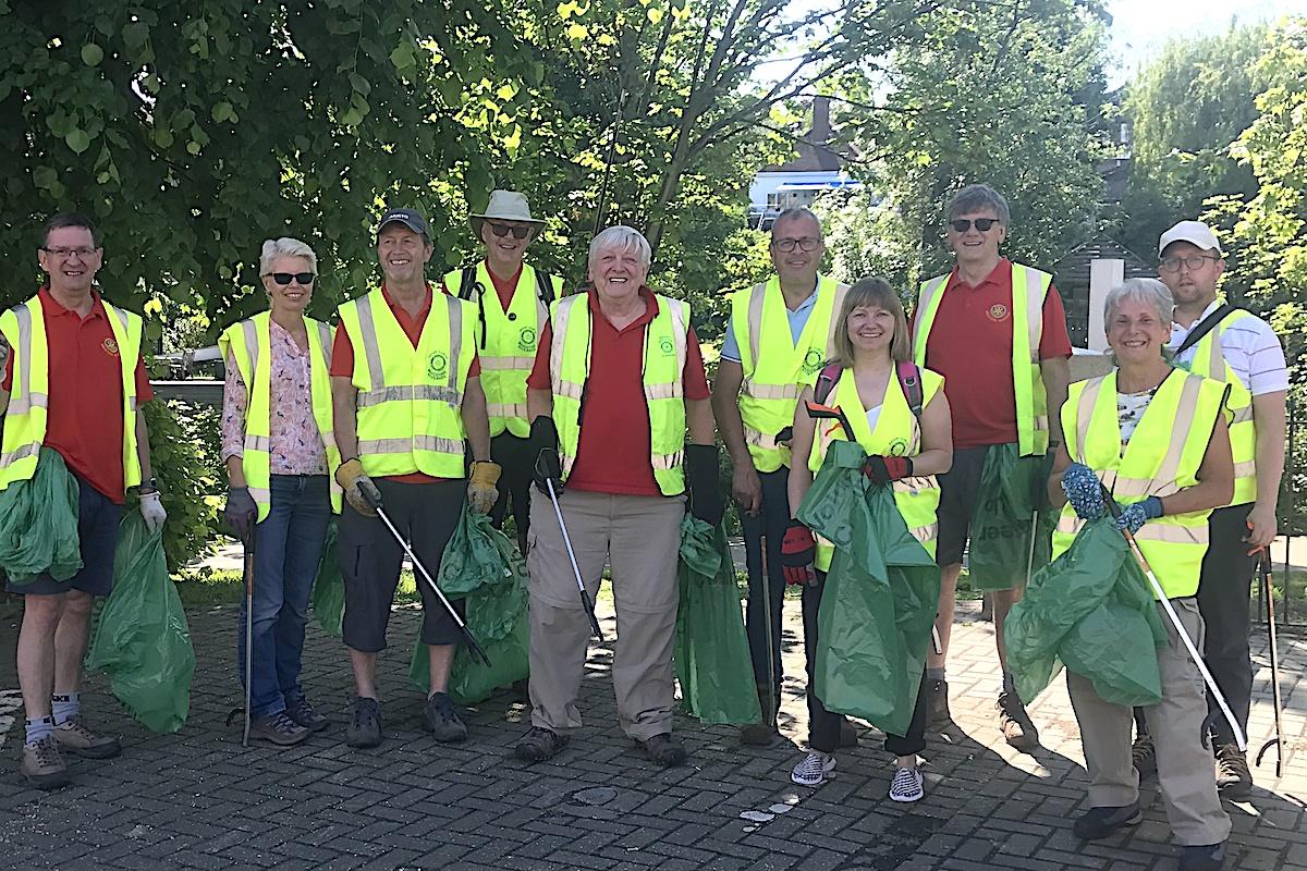 Maidstone Riverside litter pick along the River Medway during the Great British Spring Clean 2021