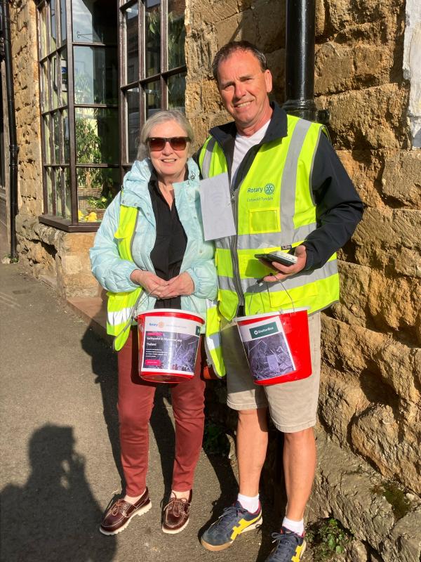 Collectors Tina & Kieron