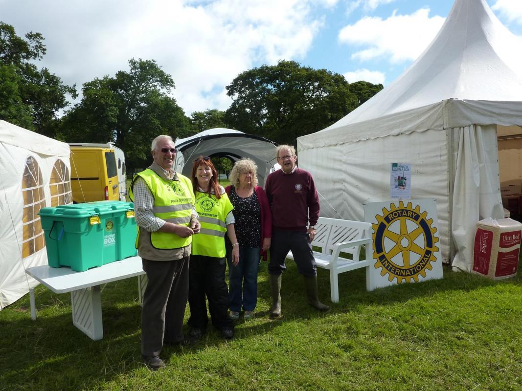 Demonstration of a Shelter Box