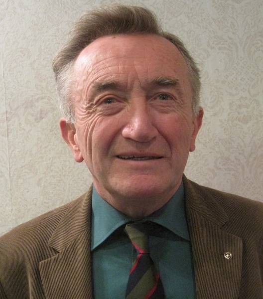 Peter Davidson