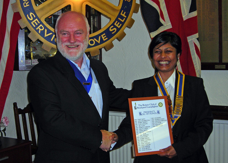Club Assembly 2009 - Outgoing President Phil Smith and the latest incumbent, Tasneem McFaull.