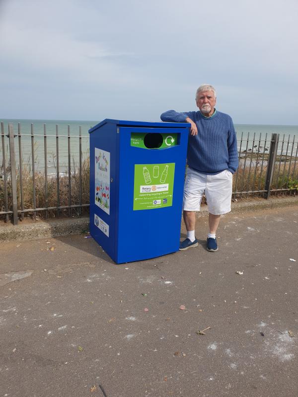 Rotary Clubs of Thanet Beach Recycling Collection - The Rotary Club of Thanet's Past President Jim Nicholson admires one of the new Re-cycling points