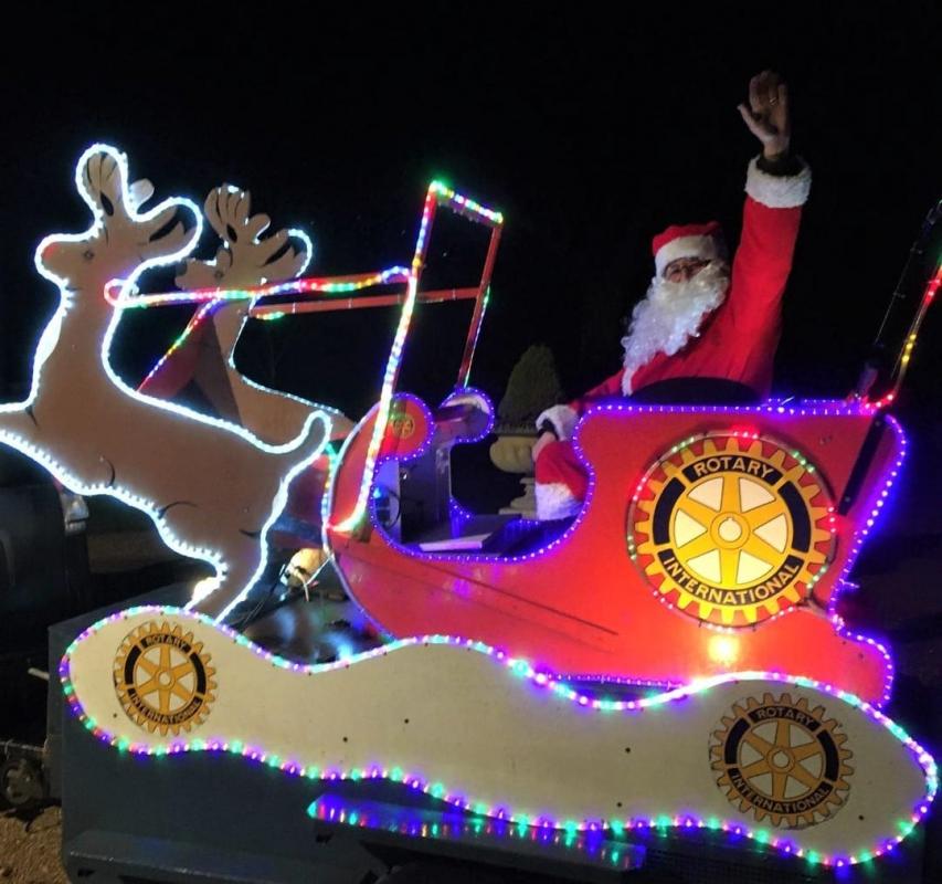 Santa's Sleigh raises more than £9,800 for good causes