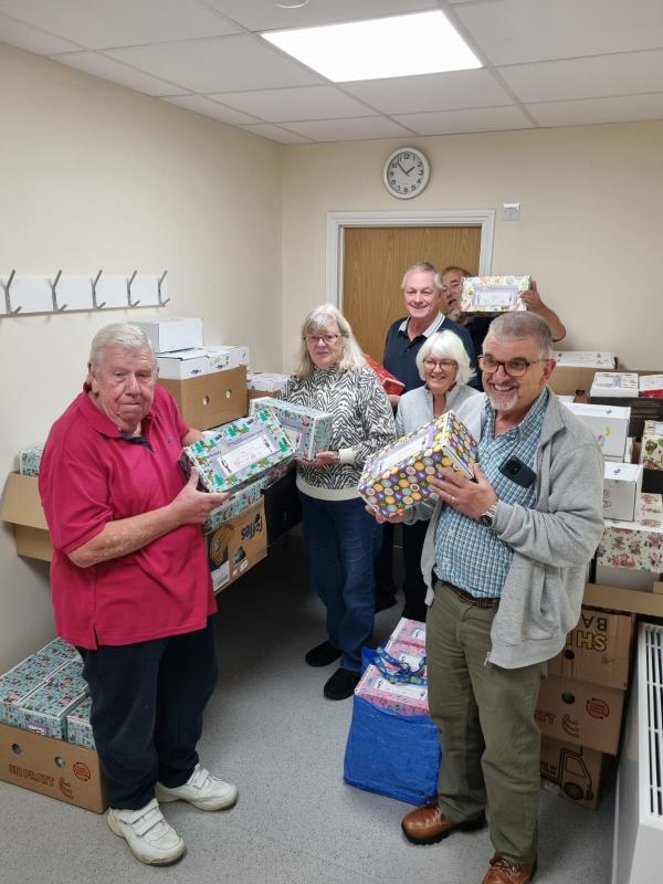 Shoebox packing