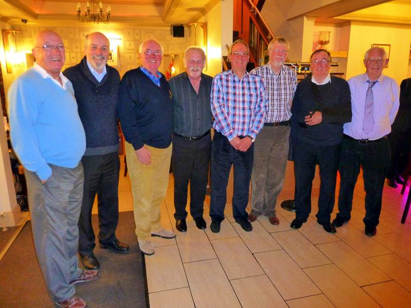 Teams for Southport Links and Maghull and Aughton meet for Round 2 of the Quiz