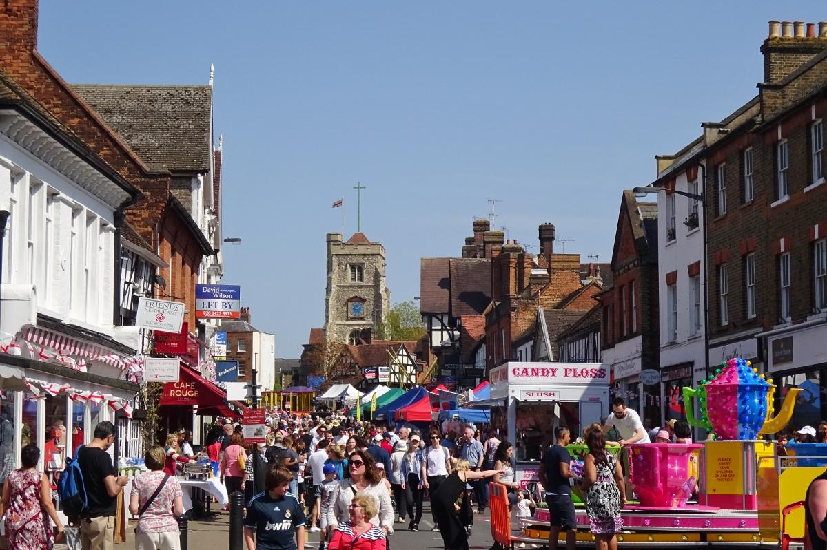 Pinner High Street in the sunshine